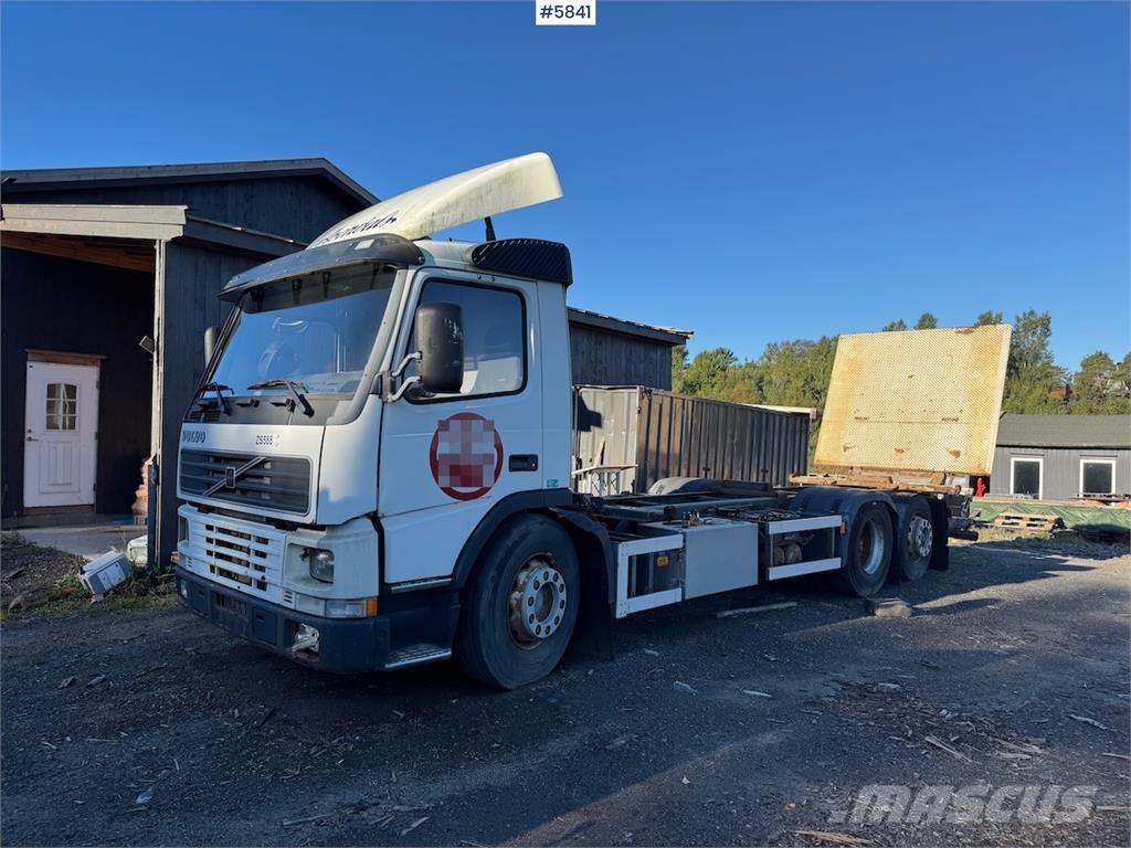 Volvo FM 6x2. Camion altro