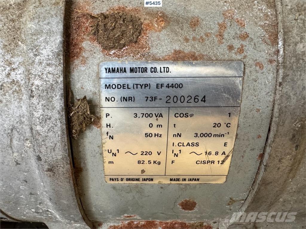 Yamaha EF 4400 Altri componenti