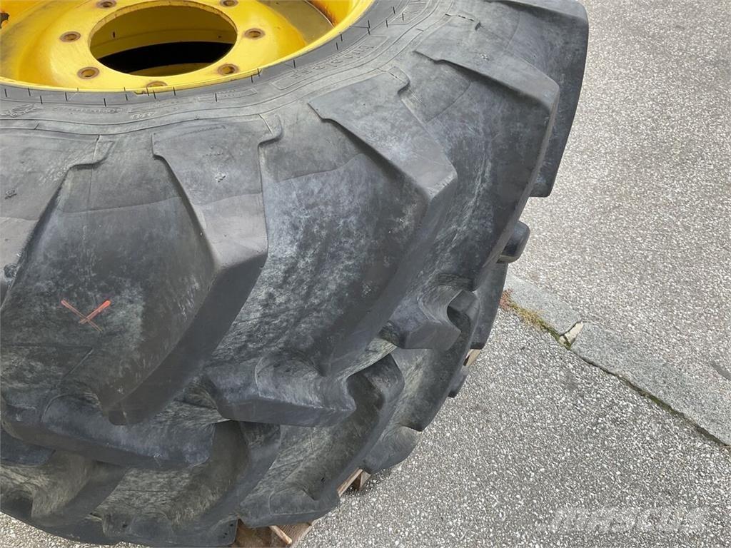 14.9R24 - 380/80R38 Pneumatici, ruote e cerchioni