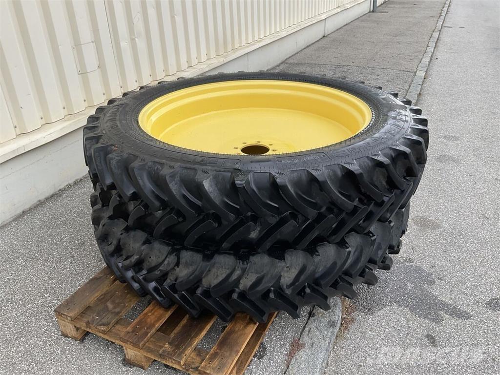  320/90 R 42 Pneumatici, ruote e cerchioni