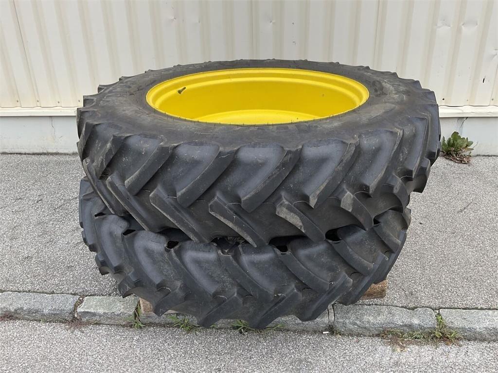  380/95 R 38 Pneumatici, ruote e cerchioni