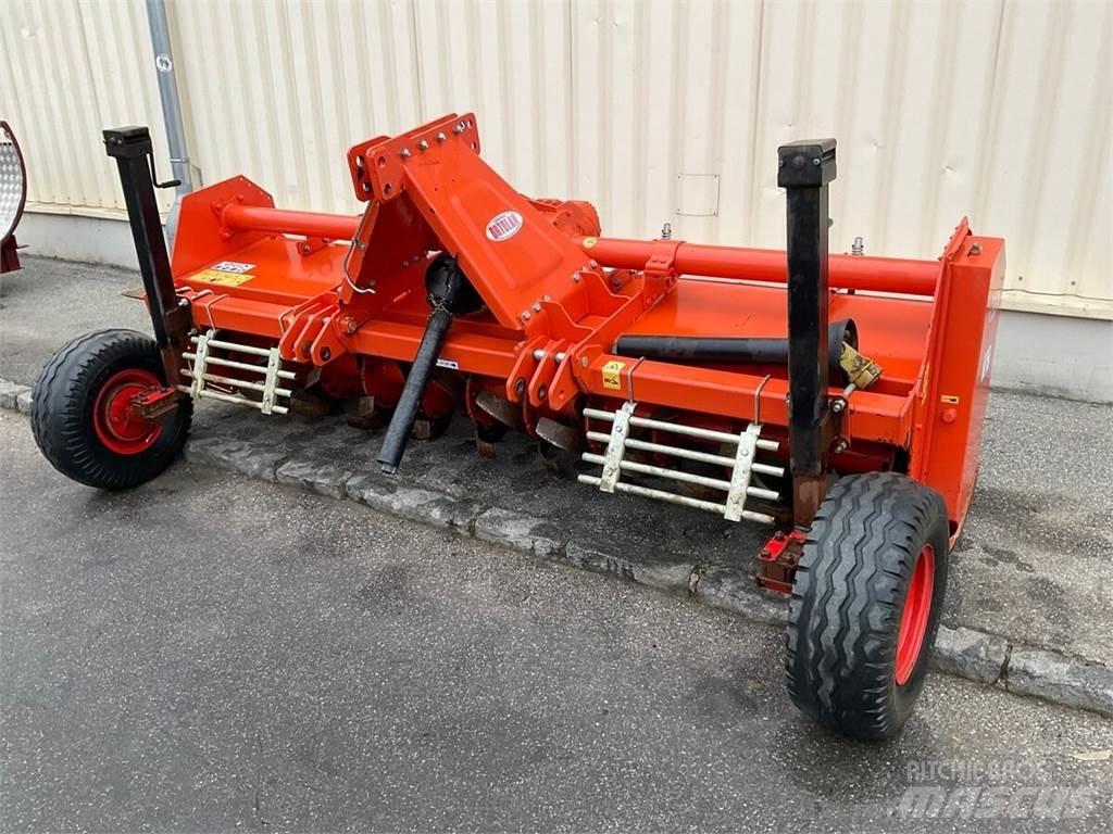  BC 300 Altre macchine e accessori per l'aratura