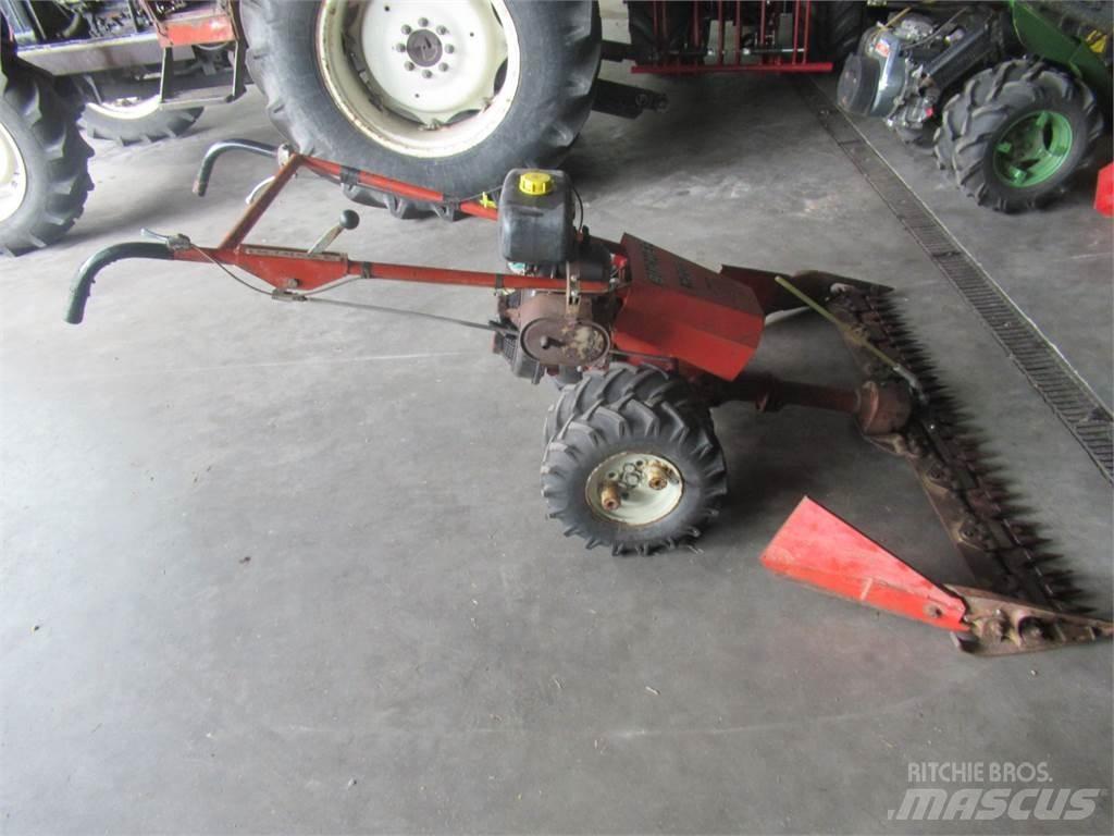 Bucher M 200 Trattorini tagliaerba