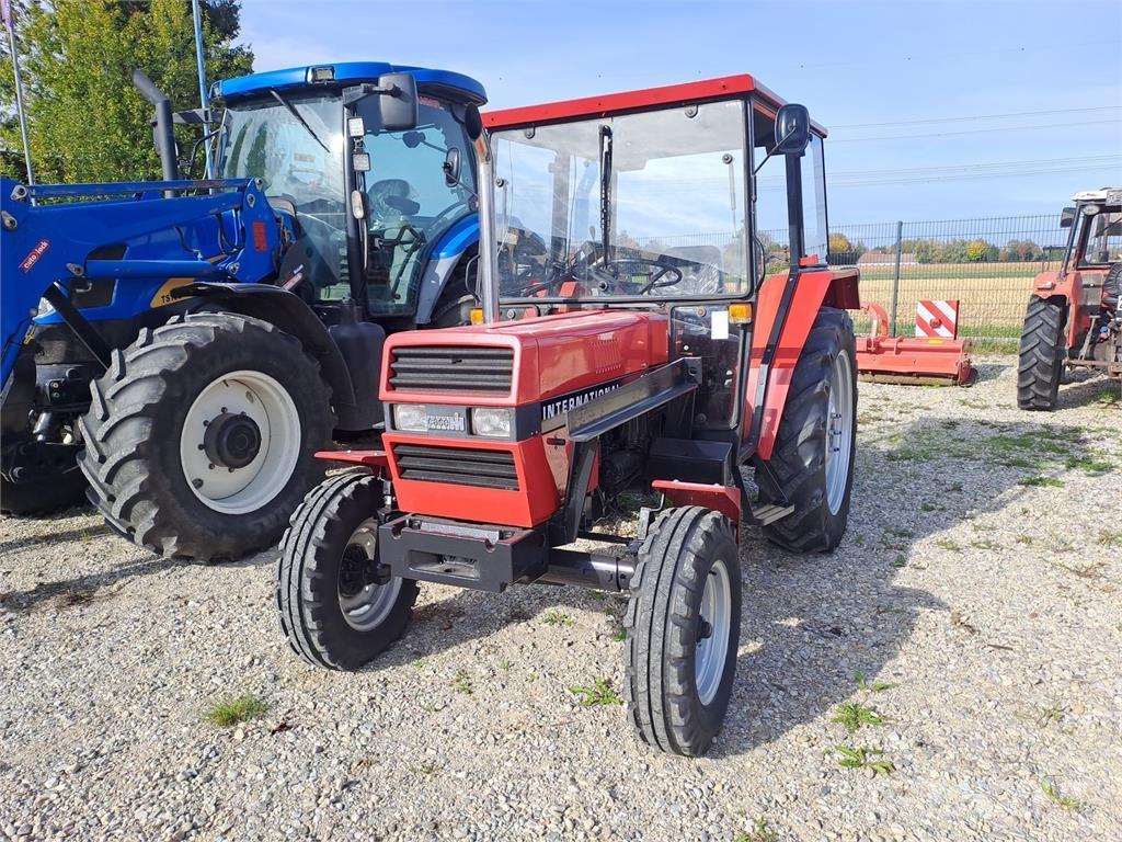 Case IH 533 Trattori
