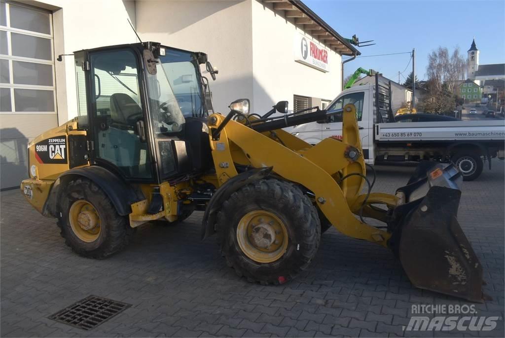 CAT 906M Pale gommate