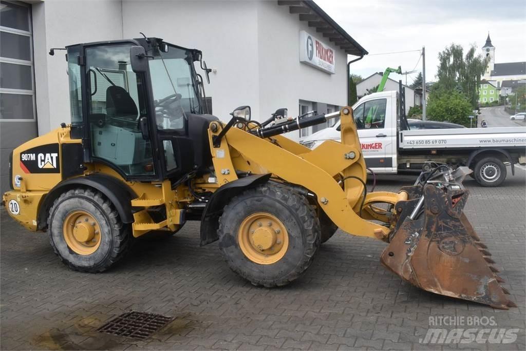 CAT 907M Pale gommate