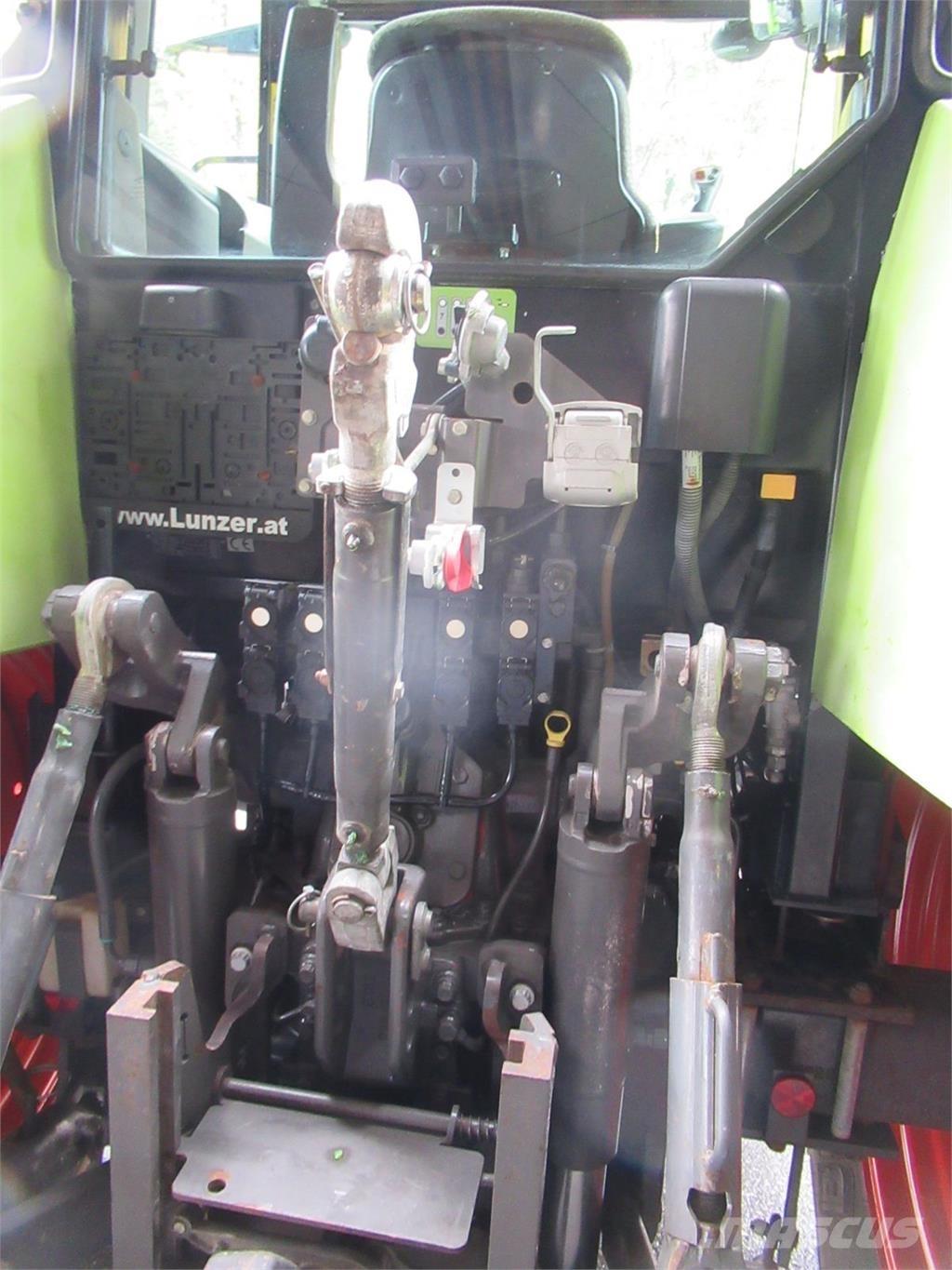 CLAAS Arion 410 Trattori