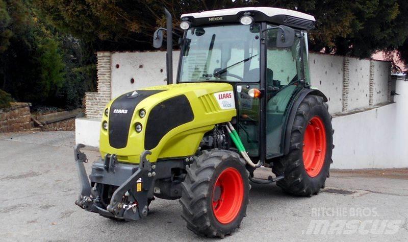 CLAAS Nexos 230 VL Trattori