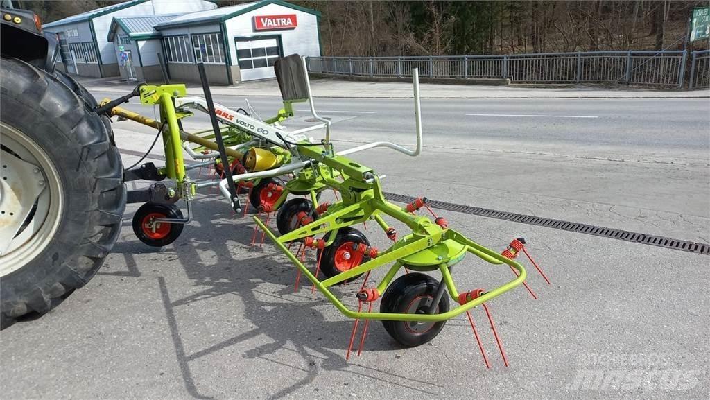 CLAAS Volto 60 Ranghinatori