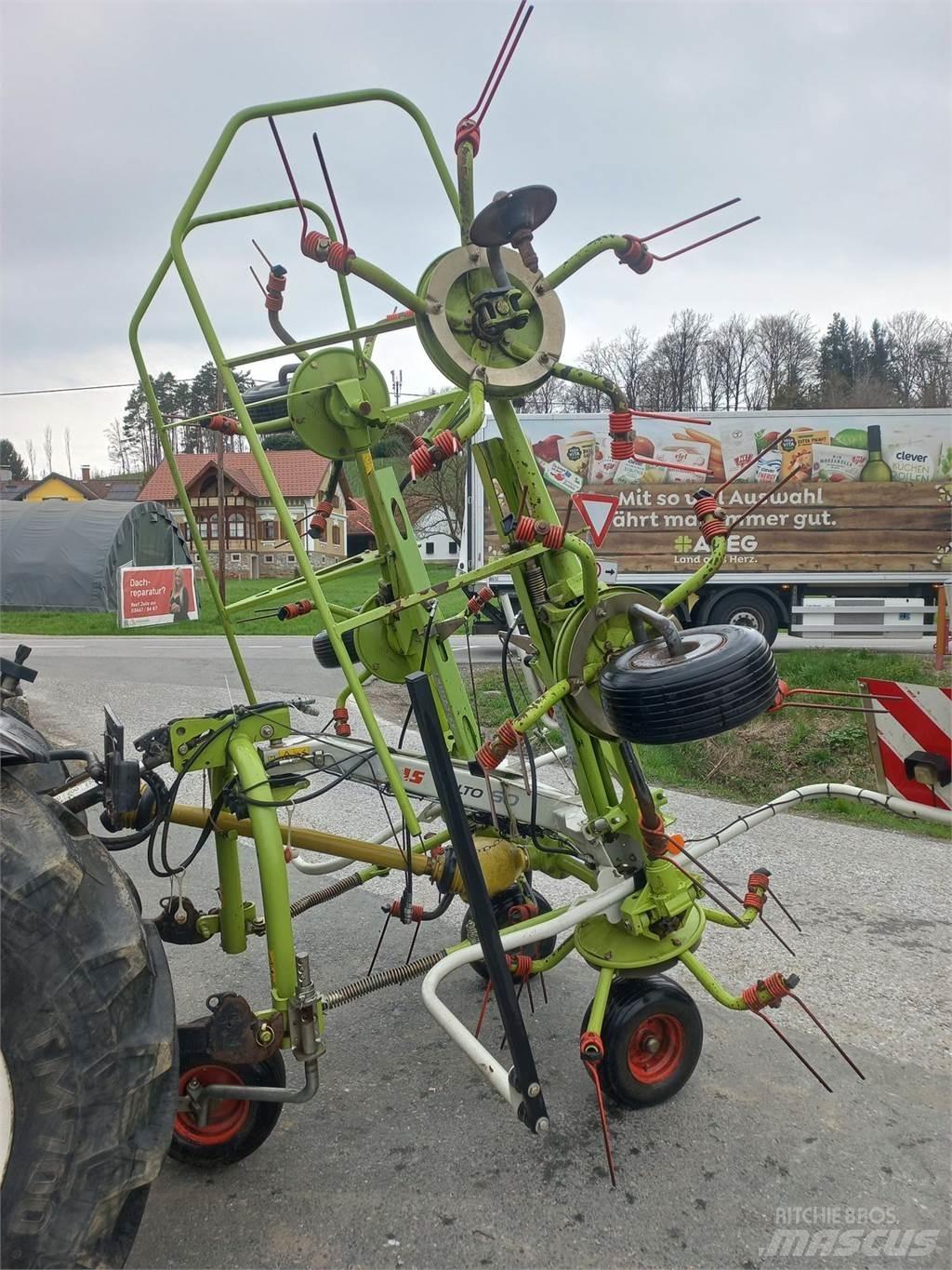CLAAS Volto 600 Ranghinatori