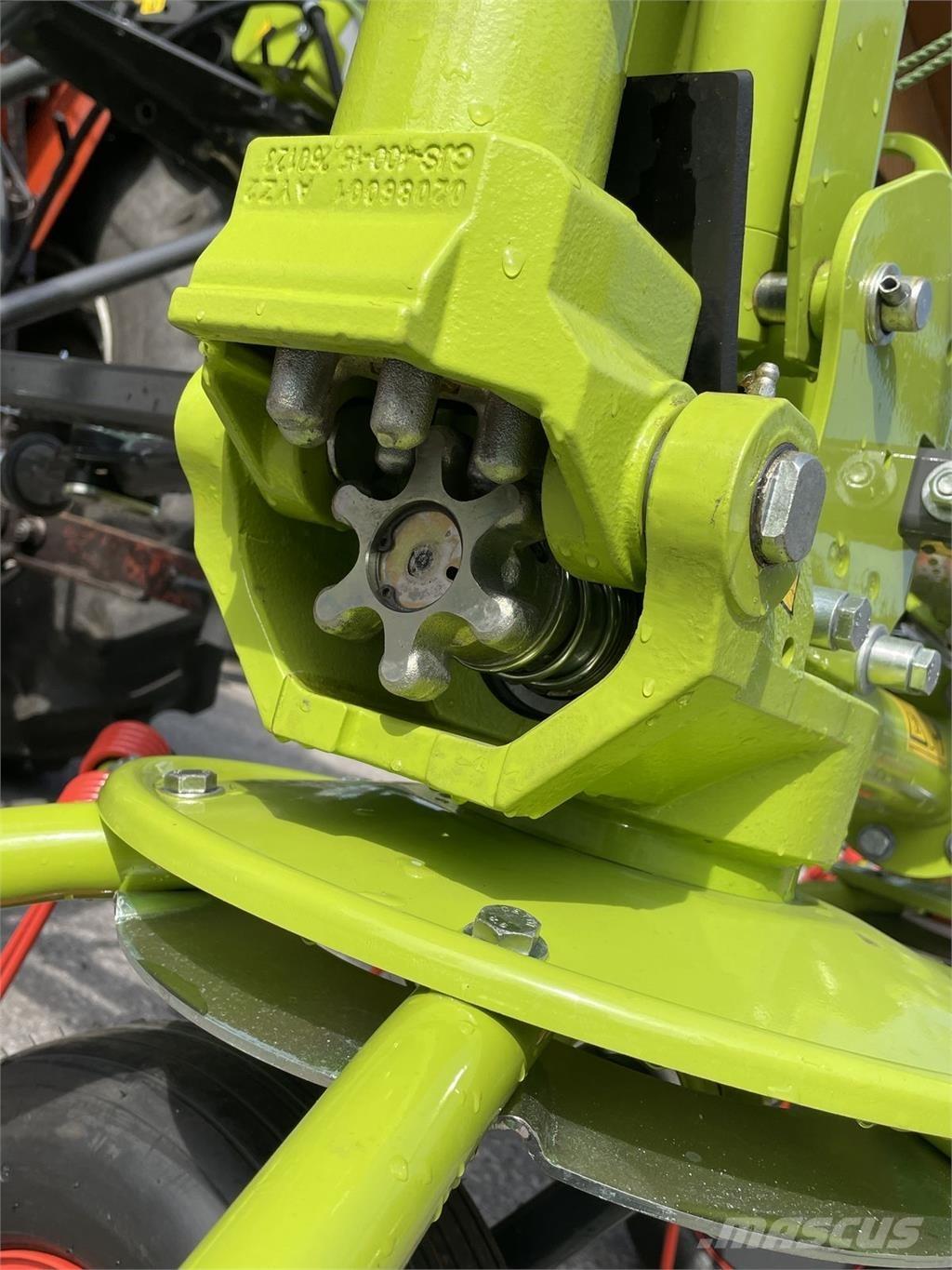 CLAAS VOLTO 65 Ranghinatori