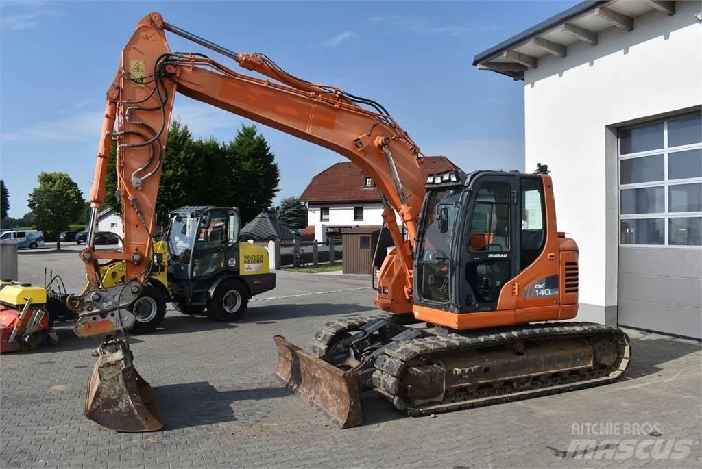 Doosan DX140LCR-3 Miniescavatori
