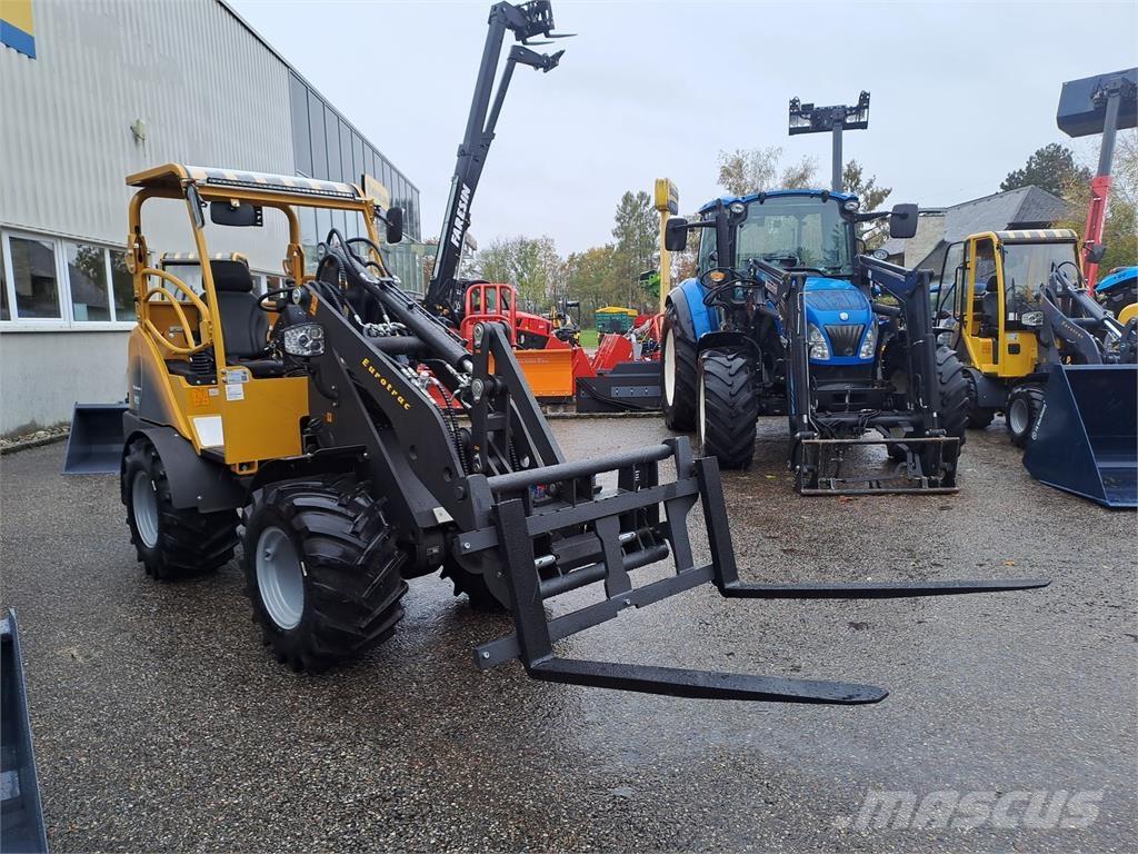 Eurotrac W 12 S Pale frontali e scavatori