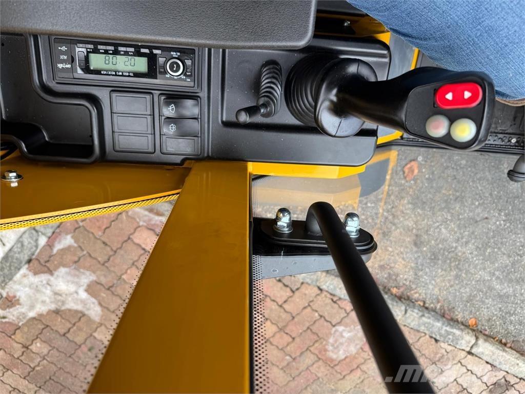 Eurotrac W 12 S Pale frontali e scavatori