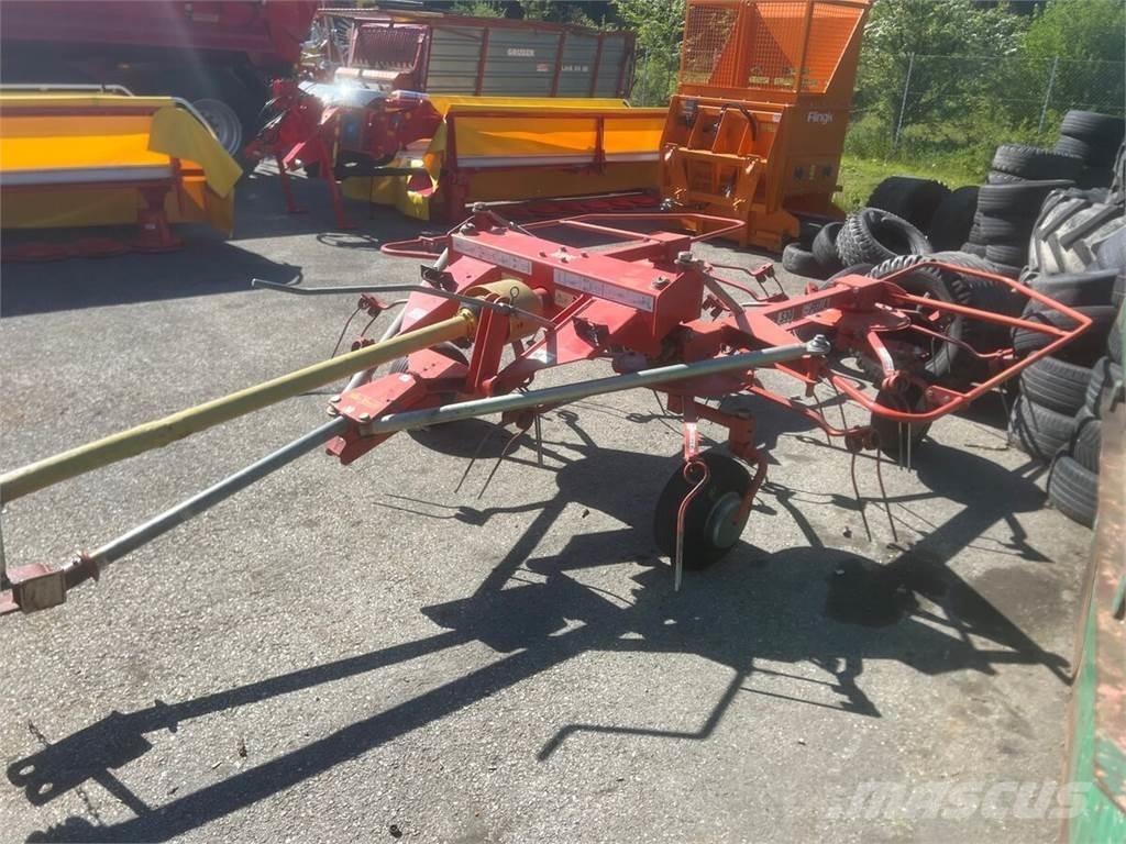 Fella TH 530 Ranghinatori