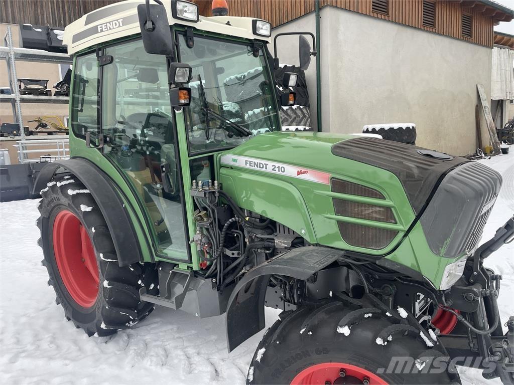Fendt 210 Vario F Trattori