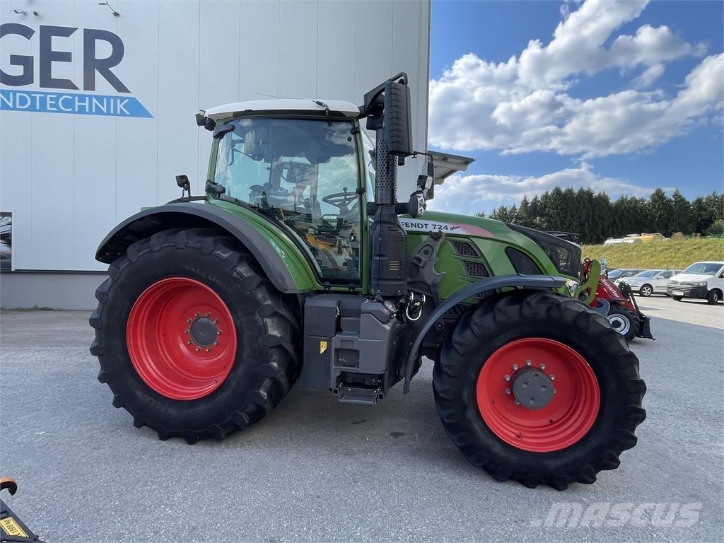 Fendt 724 Vario Trattori
