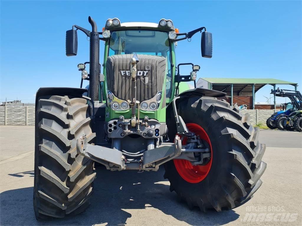 Fendt 828 Vario Trattori