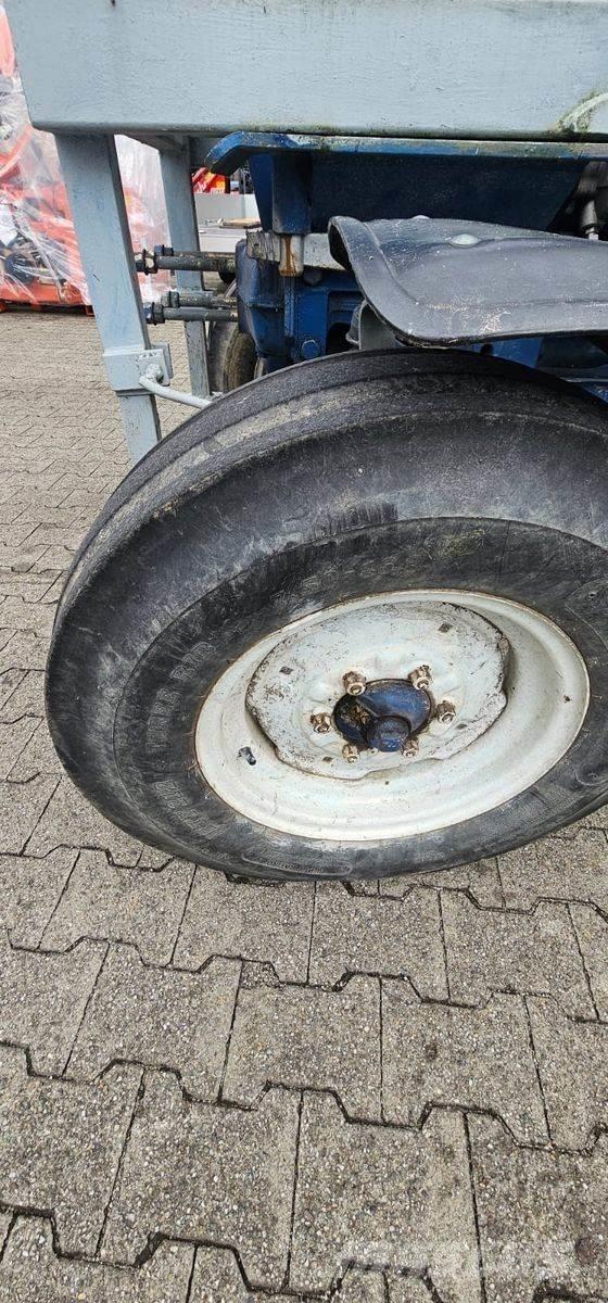 Ford 4000 Trattori