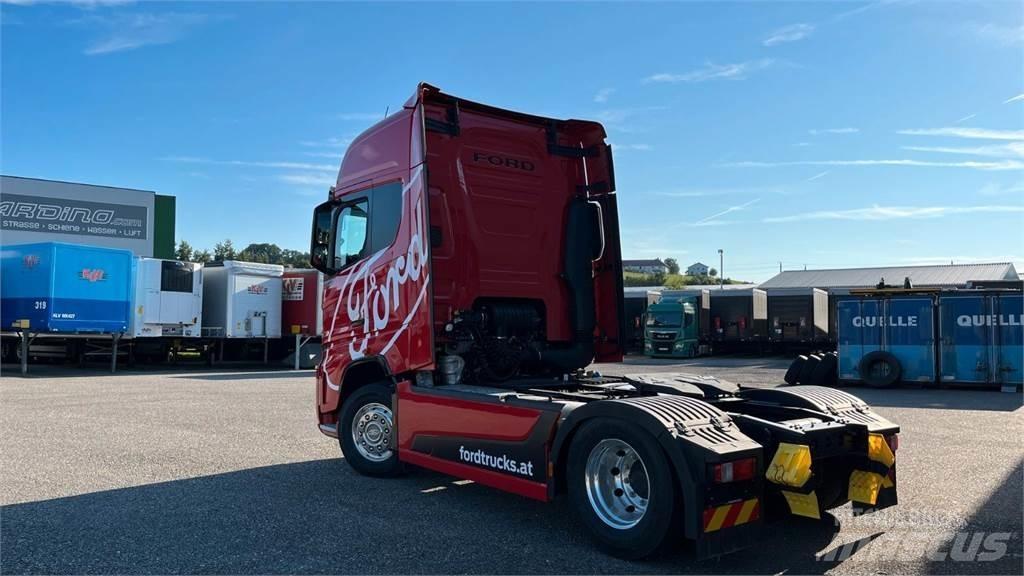 Ford FMAX500 Camion altro