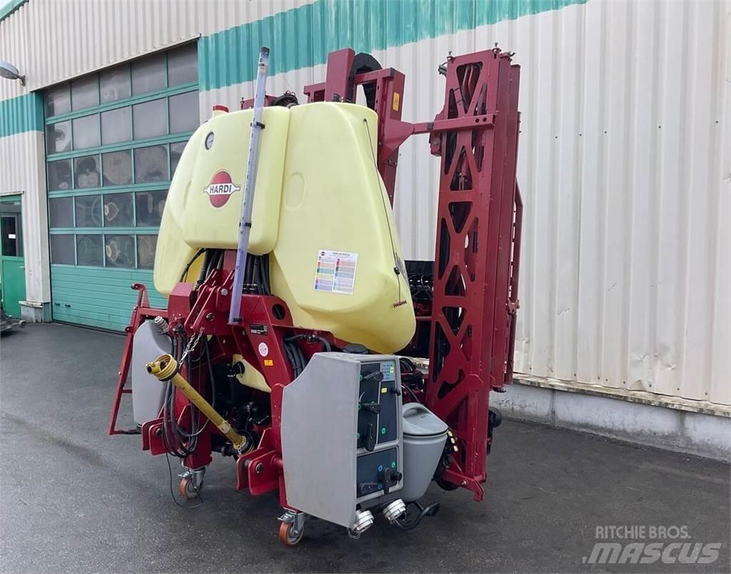 Hardi MEGA 1200 Irroratrici trainate