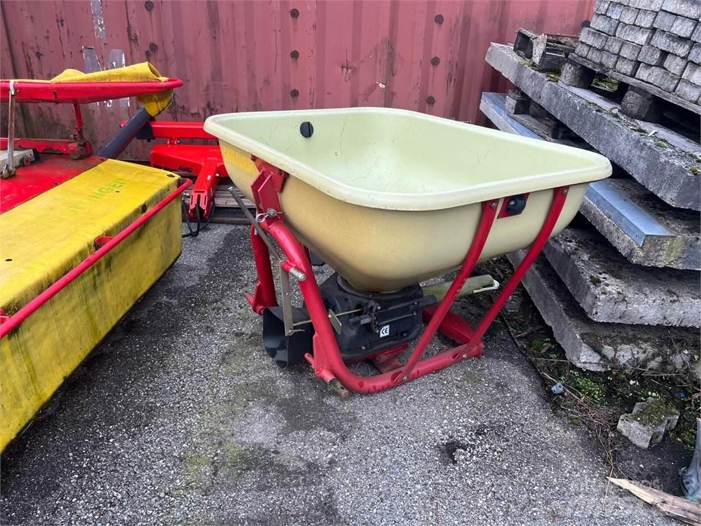  HEGER Pendelstreuer Altre macchine fertilizzanti