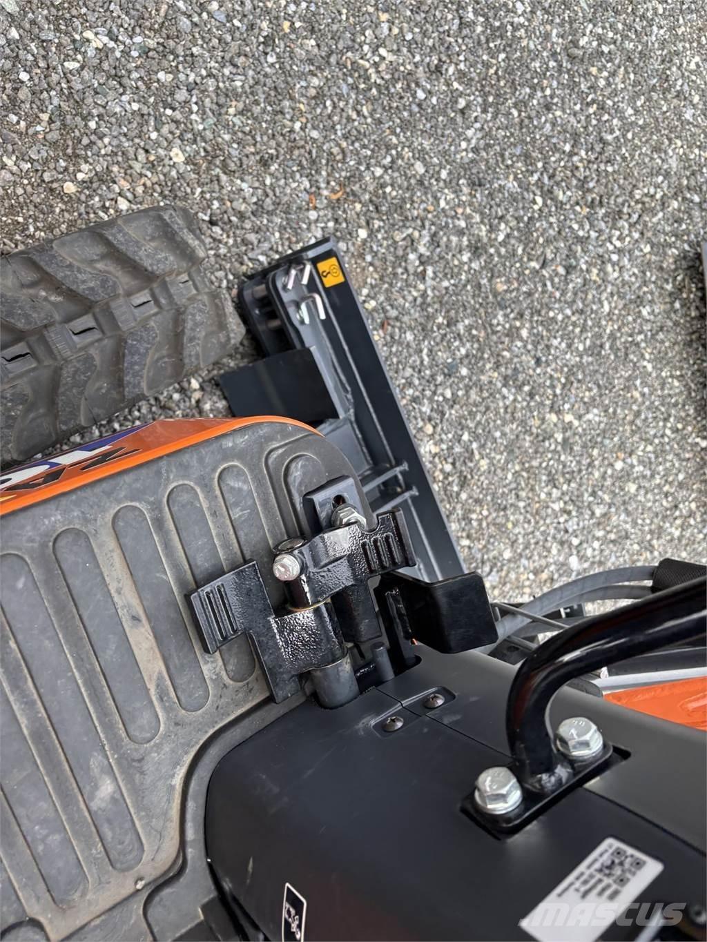 Hitachi ZX10U-6 Miniescavatori