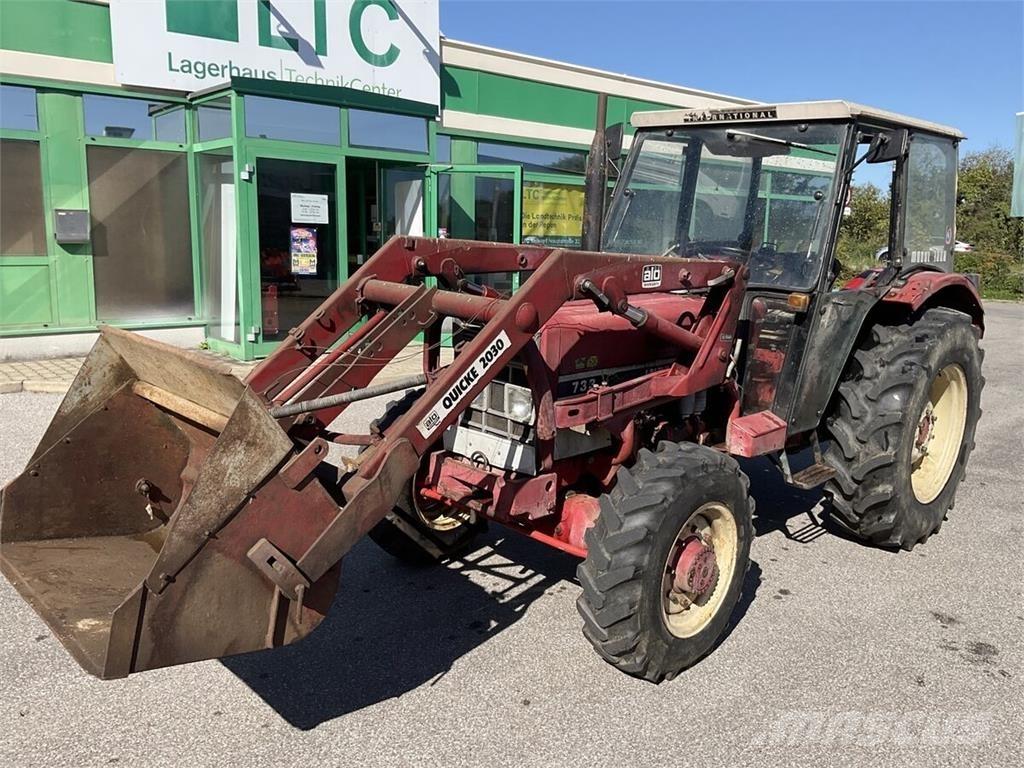 IHC 733 Trattori