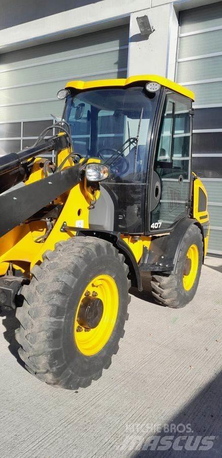 JCB 407 Pale gommate