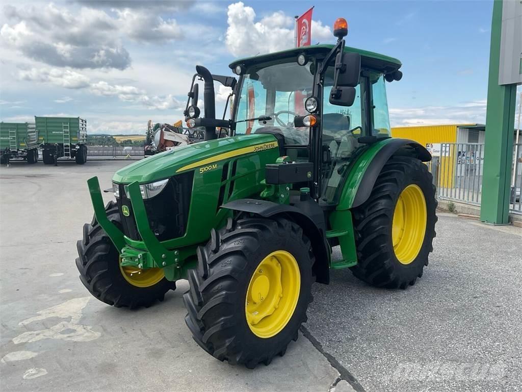 John Deere 5100M Trattori