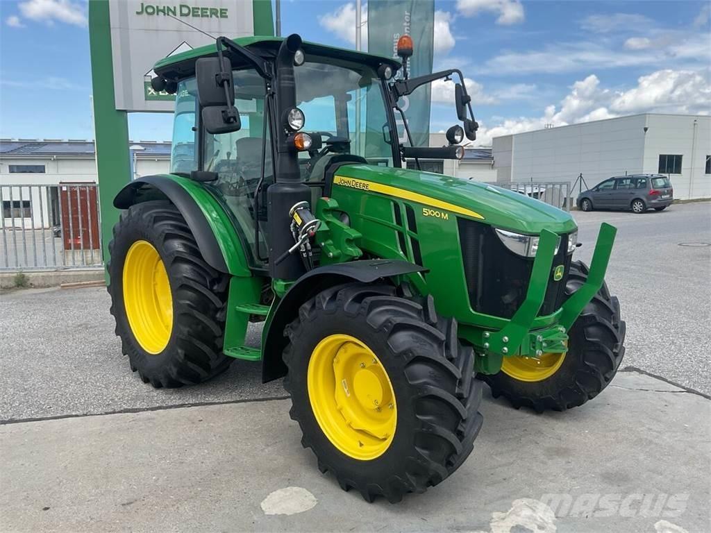 John Deere 5100M Trattori