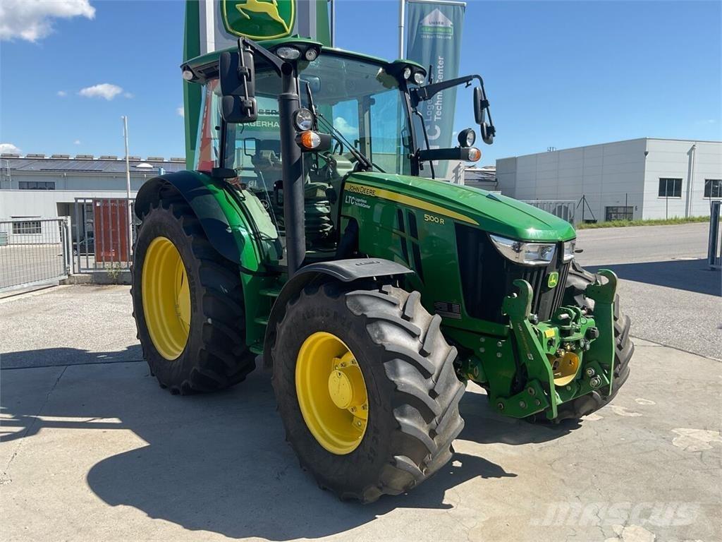 John Deere 5100R Trattori