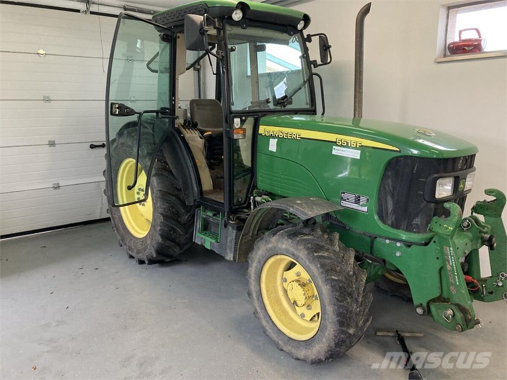 John Deere 5515F Trattori