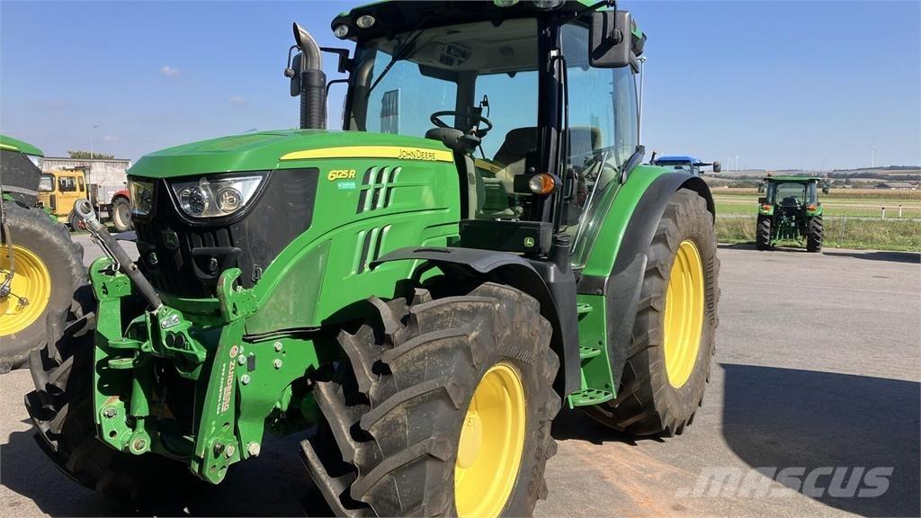 John Deere 6125R Trattori