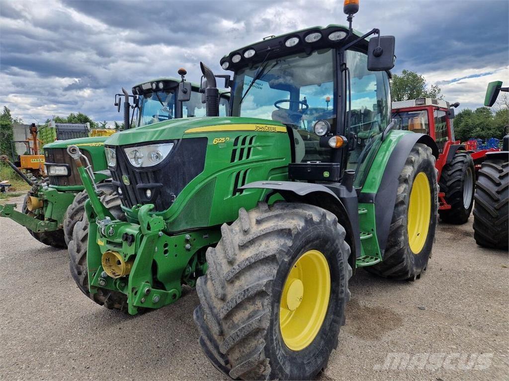 John Deere 6125R Trattori