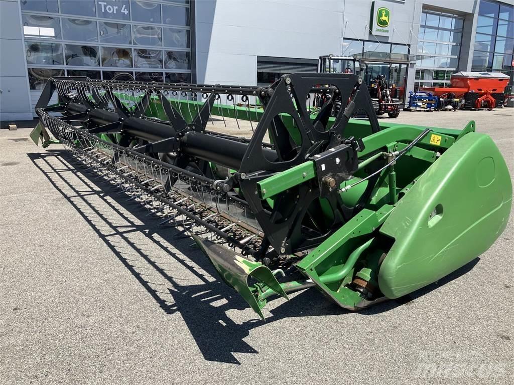 John Deere 620R Accessori per mietitrebbiatrici