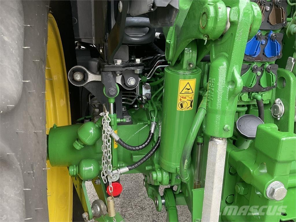 John Deere 6R 110 Trattori