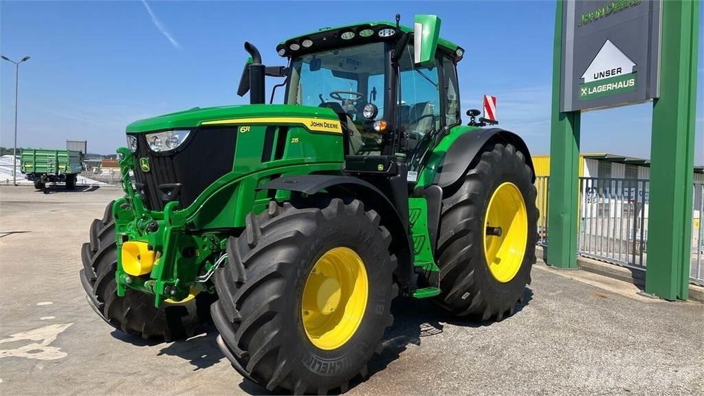 John Deere 6R 215 Trattori