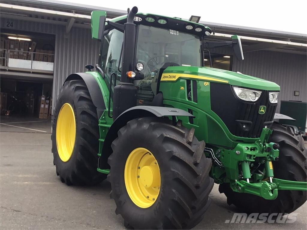 John Deere 6R215 Trattori