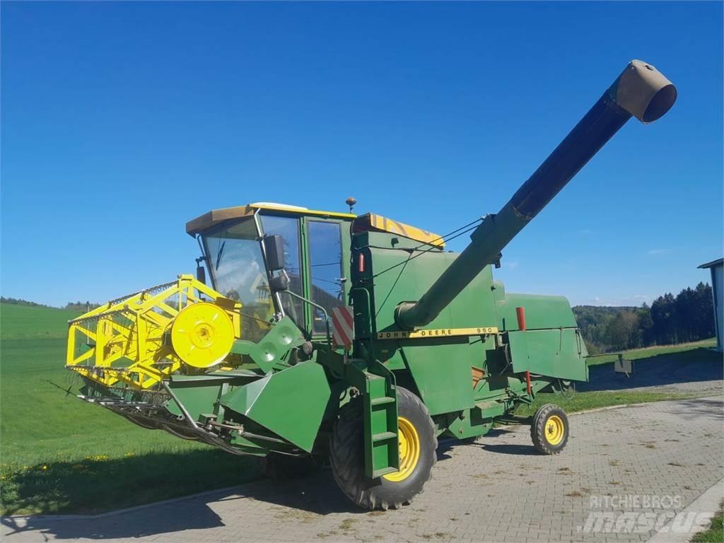 John Deere 950 Mietitrebbiatrici