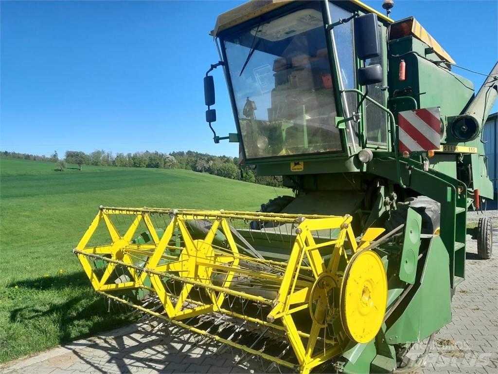 John Deere 950 Mietitrebbiatrici