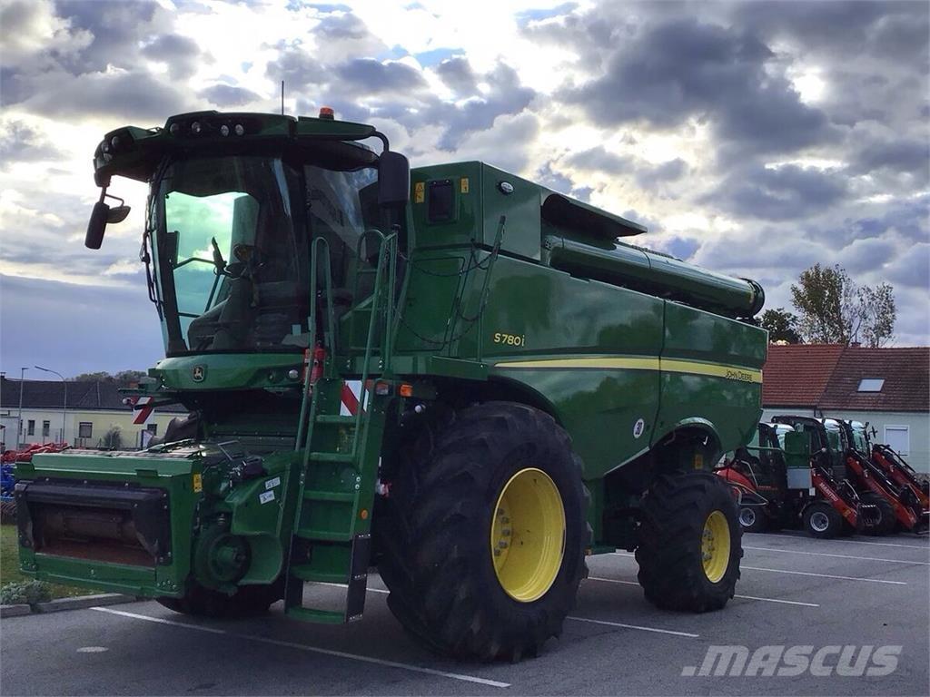 John Deere S 780 Mietitrebbiatrici