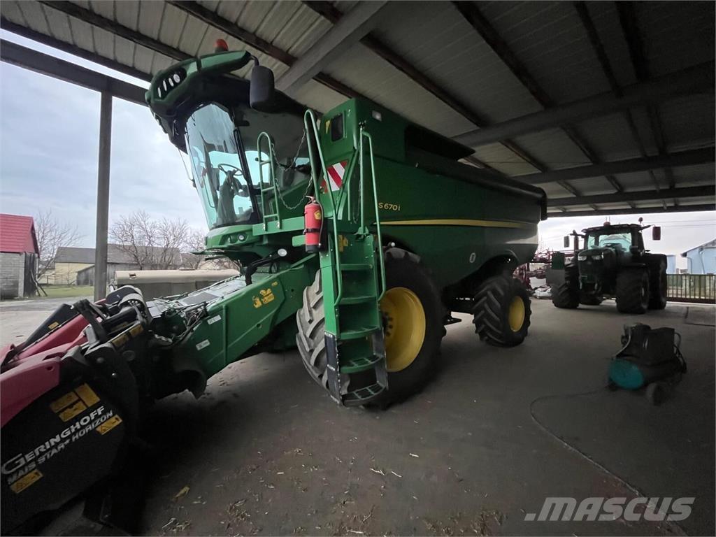 John Deere S670i Mietitrebbiatrici