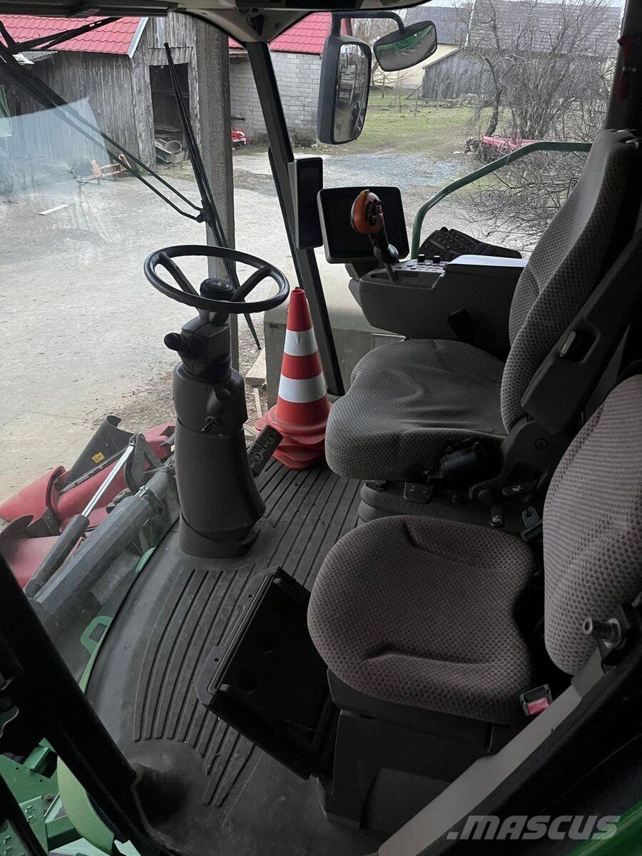 John Deere S670i Mietitrebbiatrici