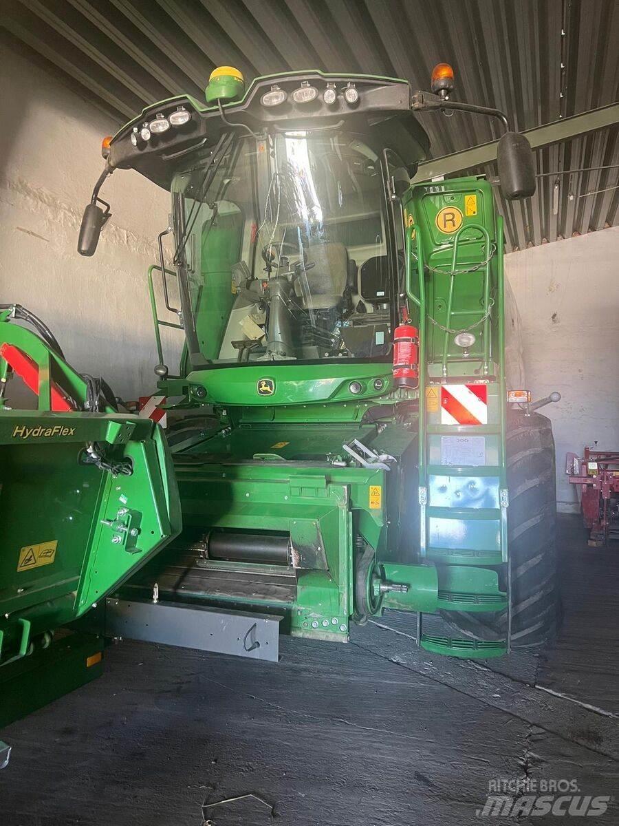 John Deere T550 Mietitrebbiatrici