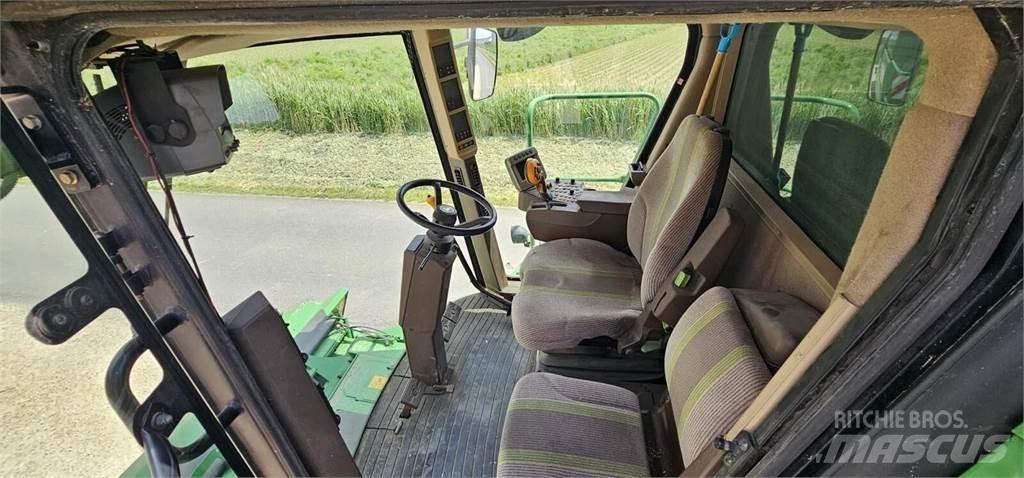 John Deere T550 Mietitrebbiatrici