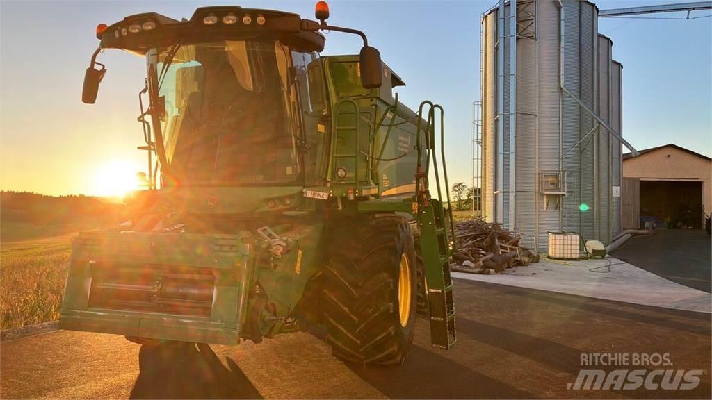 John Deere T550 HM Mietitrebbiatrici