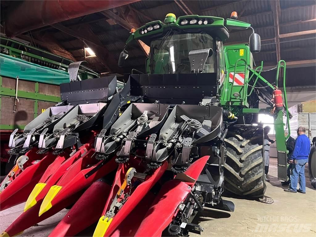 John Deere T670 Mietitrebbiatrici