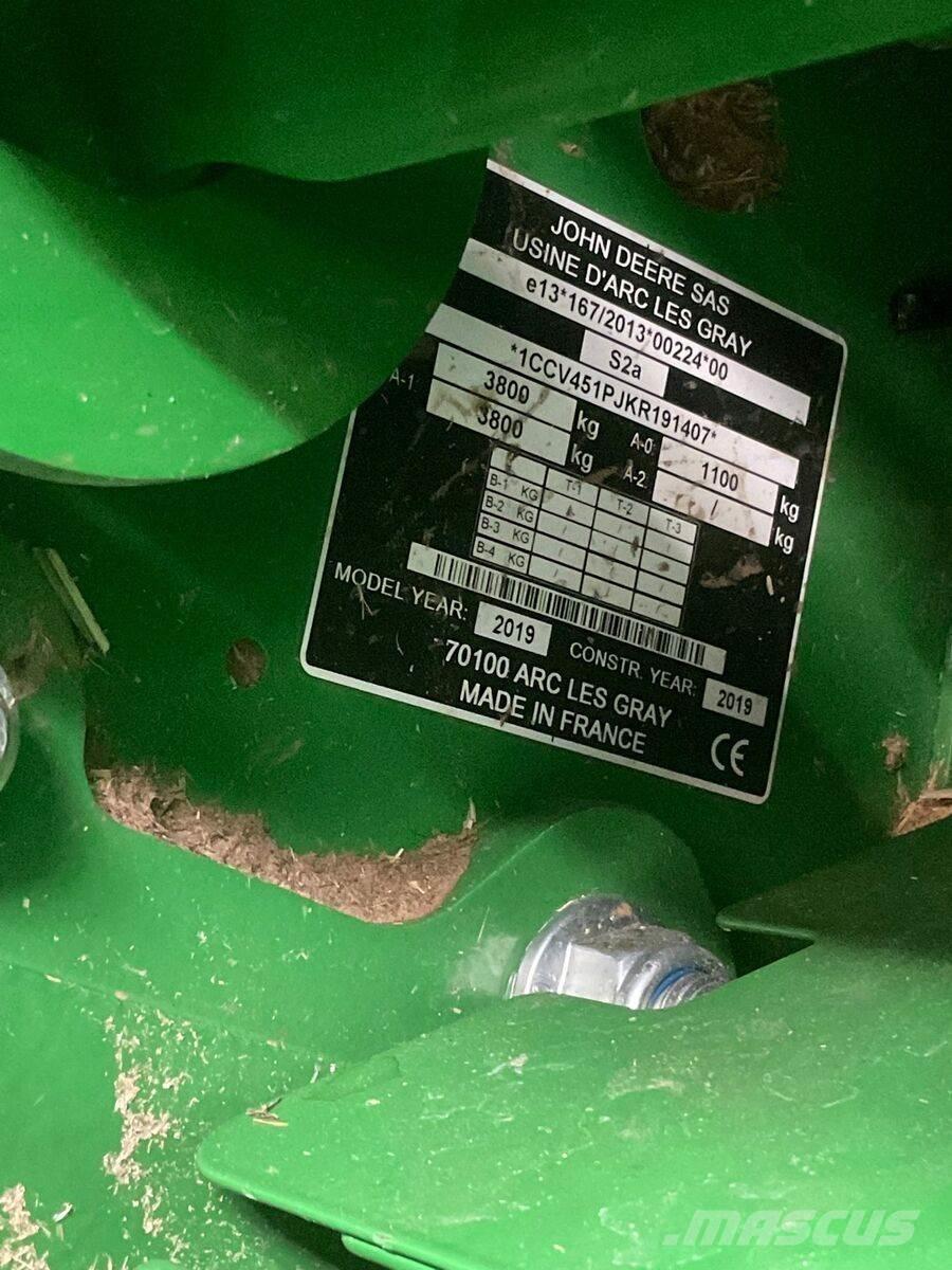 John Deere V451R Rotopresse