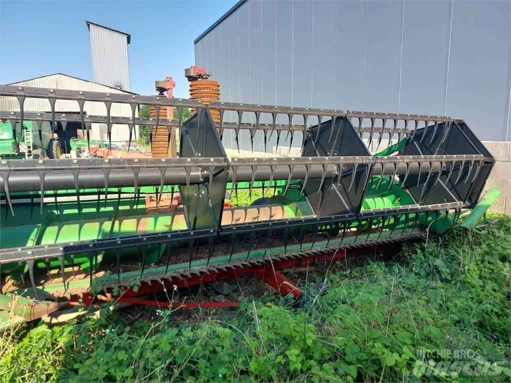 John Deere W440 Mietitrebbiatrici